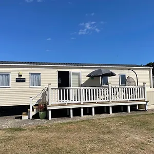 Hoburne Escape Near Christchurch Mudeford